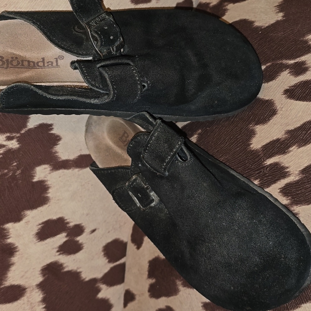 Slip on shoes
